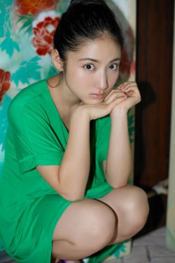 三头六臂打一生肖